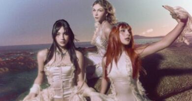 The Warning lança novo álbum “Everything’s Falling”