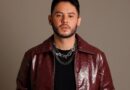 Rodrigo Drade leva nova fase da carreira solo ao Rio Scenarium